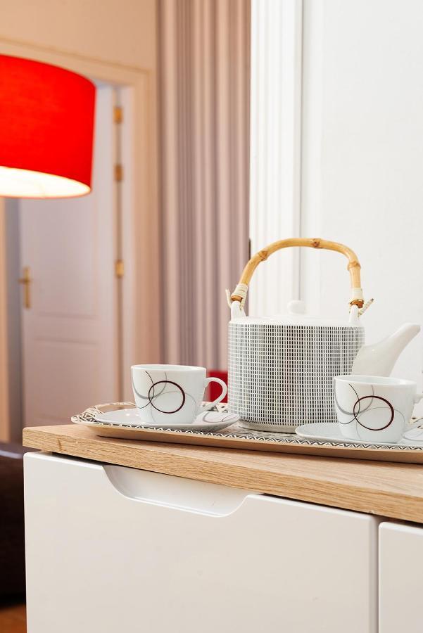 Apartamento Pasaje Valvanera Seville Luaran gambar